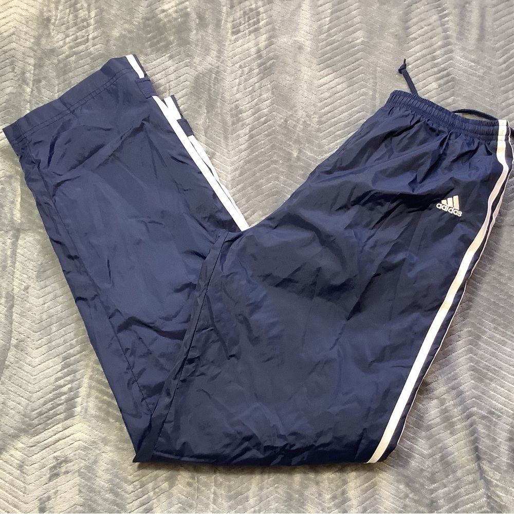Girls Adidas Mesh Lined Windpants Athletic Pants Navy Blue XL.